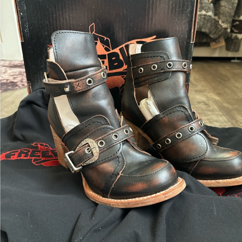 Freebird Sanoma leather heels